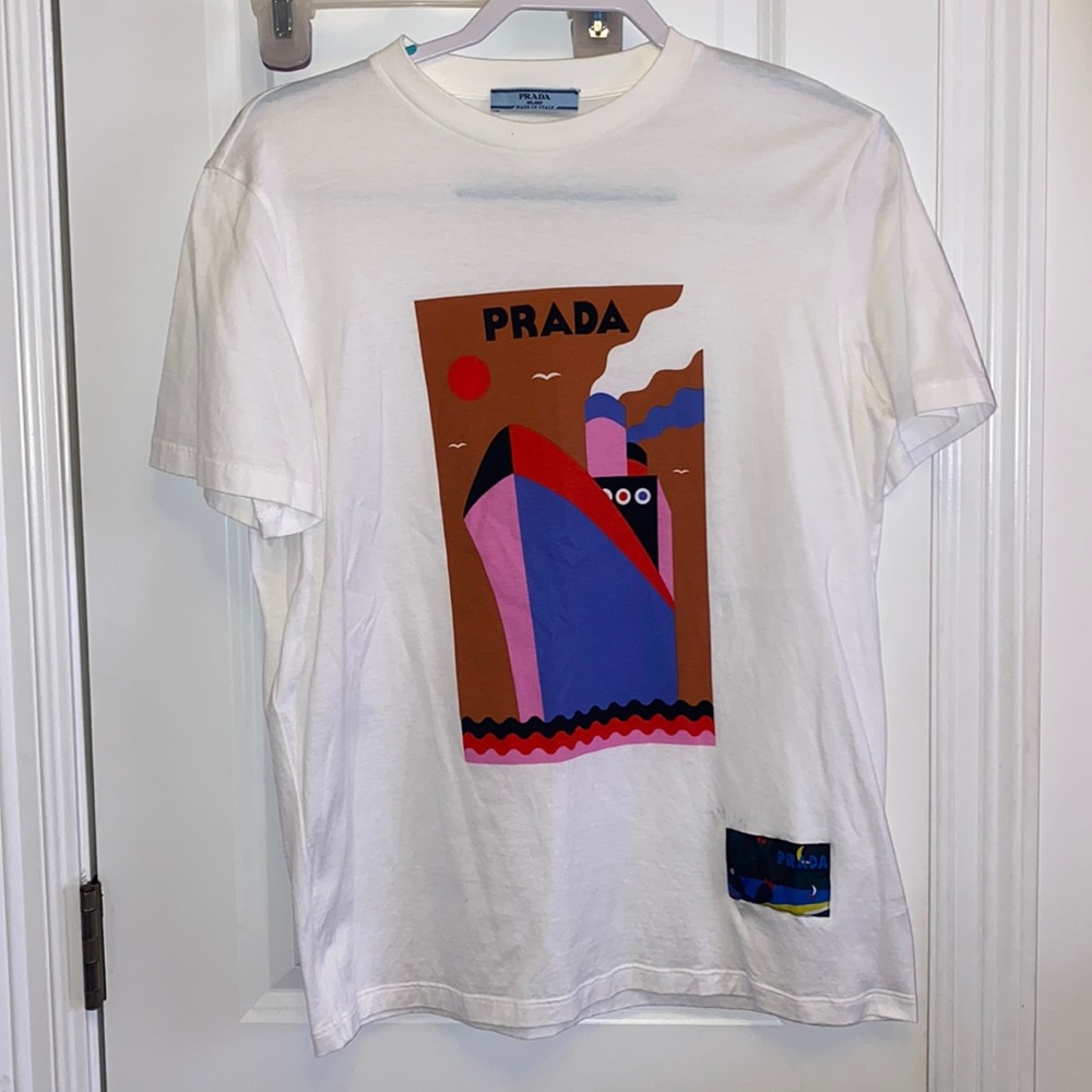Prada Tshirt